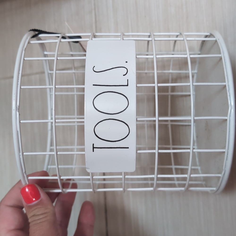 BRAND NEW WITH TAGR Rae Dunn White Wire Tools Basket - Picture 2 of 3